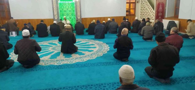 Hisarcık’ta, “Sabah Namazında, Ailece Camide, Milletçe Duadayız” Buluşması