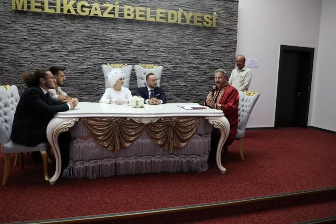 Melikgazi’de 2022 Yılında 3 Bin 978 Çift “Evet” Dedi