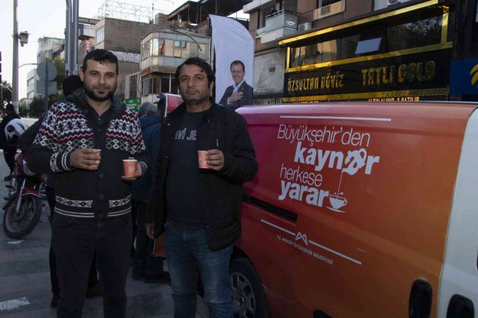 Mersin Büyükşehir’den Kış Günlerinde Vatandaşlara ’Kaynar’ İkramı