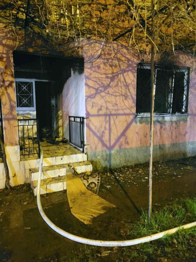 Ortaca’da Ev Yangını