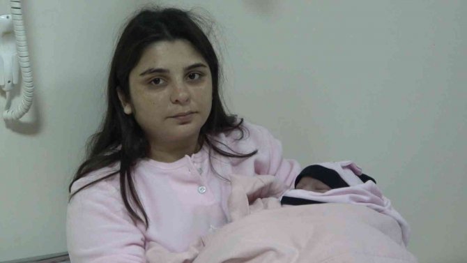 Kırıkkale’de Yeni Yılın İlk Bebekleri Dünyaya Geldi