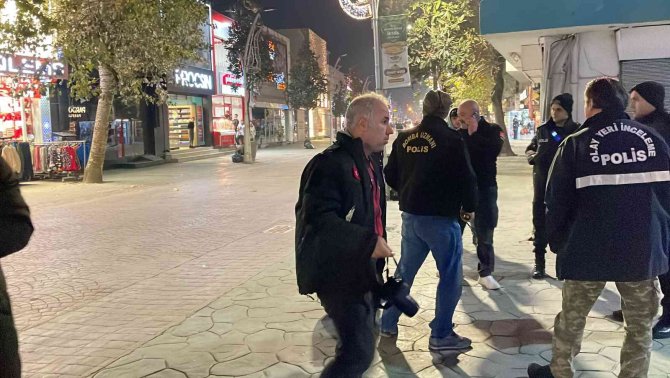 Şehrin Göbeğinde Şüpheli Çanta Paniği