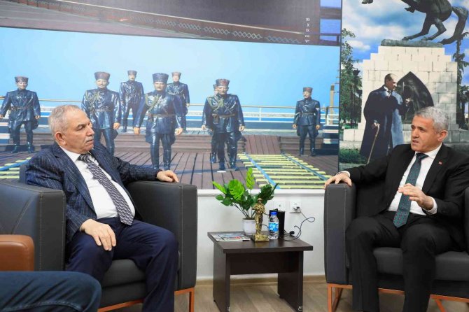 Başkan Demirtaş: “Bu Topraklarda Özgürce Yaşıyorsak, Bunu Şehitlerimiz Ve Gazilerimize Borçluyuz”