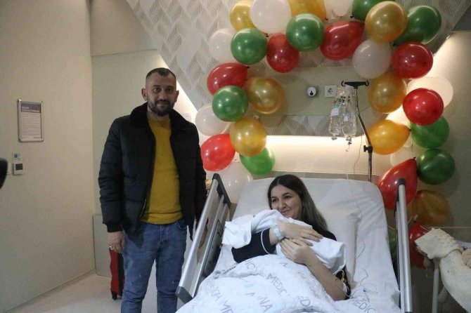 Sivas’ta Yılın İlk Bebeği Dünyaya Geldi