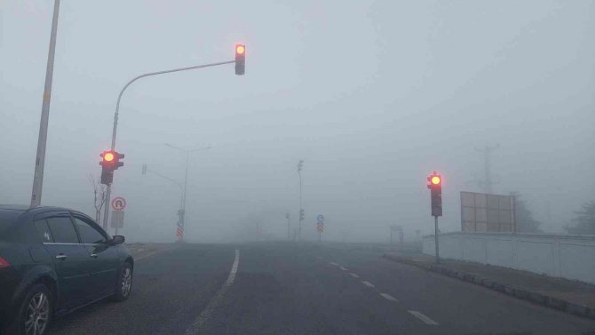 Marmara’da Sis Etkili Oldu