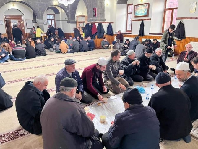 Tomarzalılar, Yeni Yılın İ̇lk Sabah Namazında Buluştular