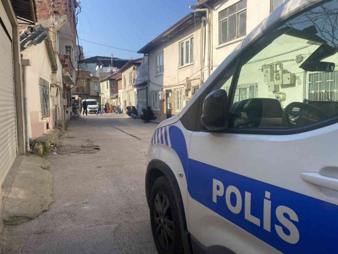 Uzun Süre Haber Alamadılar, Acı Gerçeği Eve Girince Gördüler