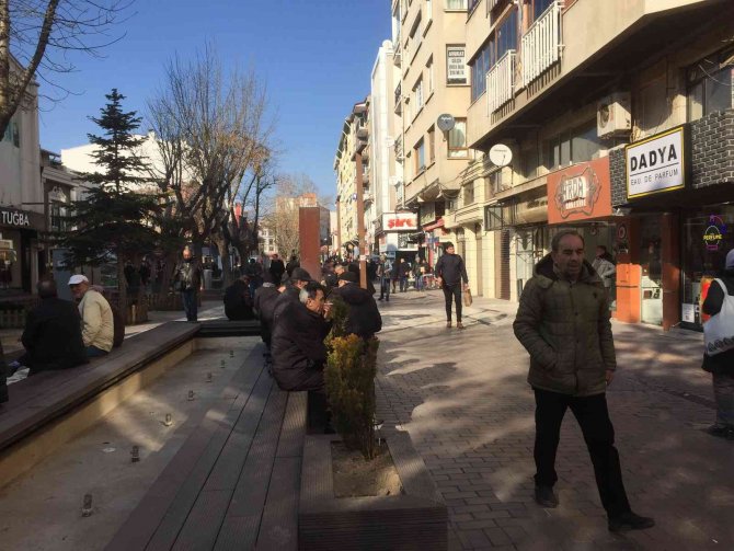 Yılın İlk Gününde Eskişehir Sokakları Boş Kalmadı