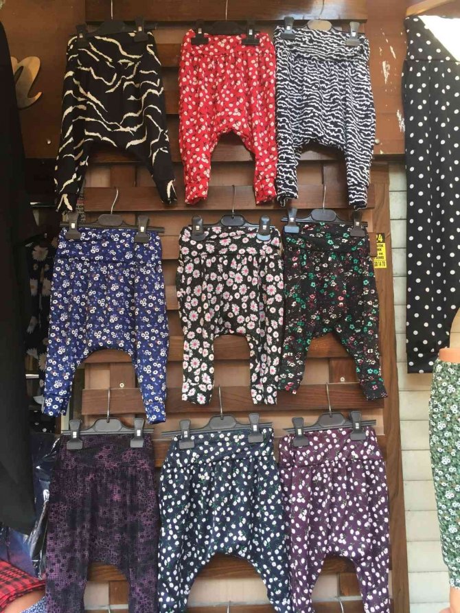 Adana Şalvarı, Hem Renk Hem De Şekil Değiştirdi