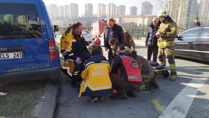 Başakşehir’de Kaza: 5 Yaralı