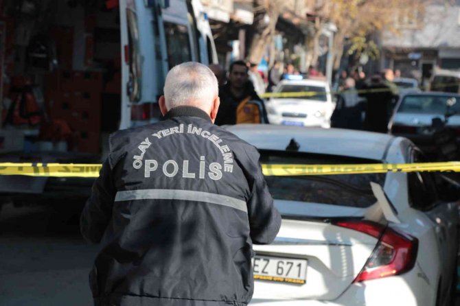Kahramanmaraş’ta Silahlı Kavga: Baba Olay Yerinde, Oğlu Hastanede Hayatını Kaybetti