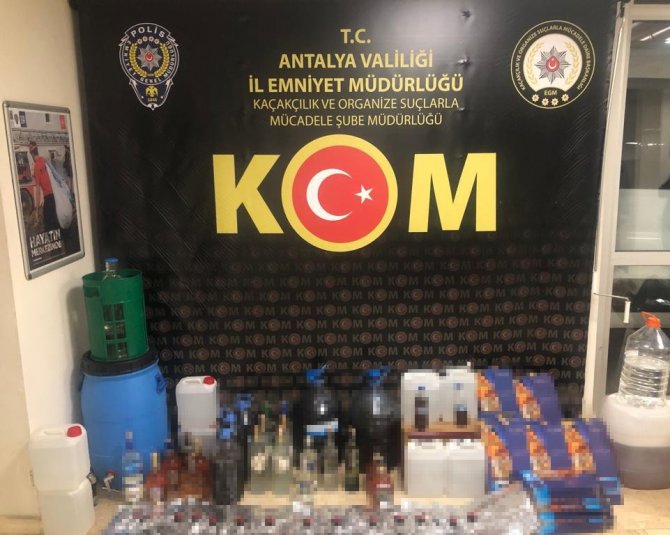 Emniyet’ten 20 Adrese Kaçak Ve Sahte İçki Operasyonu