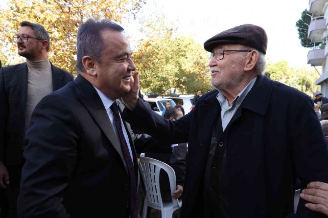 Başkan Böcek Yeni Yılın İlk İş Gününde Afet Bölgesini İnceledi