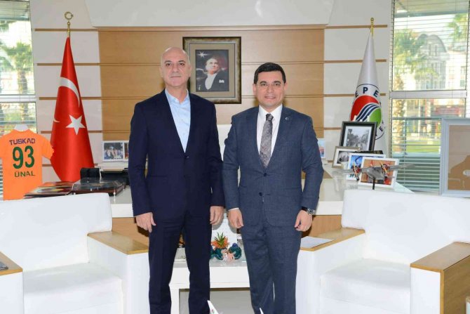 Kepez Sınırları İçinde Araç Kiralama Kuruluşlarına ‘İ̇dari Büro Ruhsatı’ Verilebilecek.