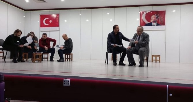Bilecik’te Eğitim Camiası Merakla Oyunu Bekliyor
