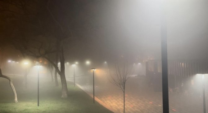 Bursa’da Sisli Hava Etkisini Gösterdi, Görüş Mesafesi 25 Metreye Düştü