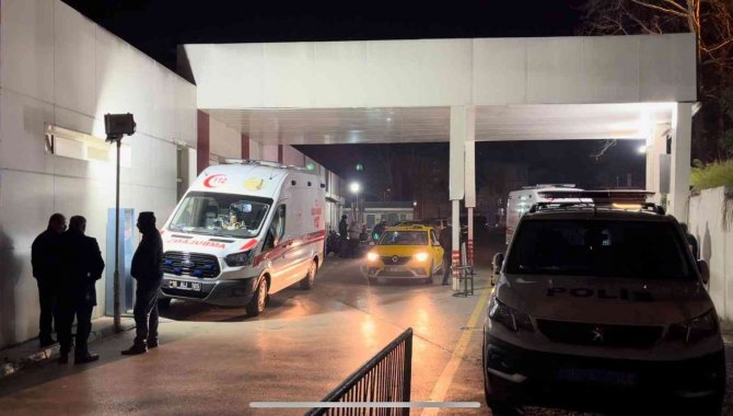 Bursa’da Ünlü Oyuncunun Da Aralarında Bulunduğu 15 Kişi Yedikleri Mantardan Zehirlendi