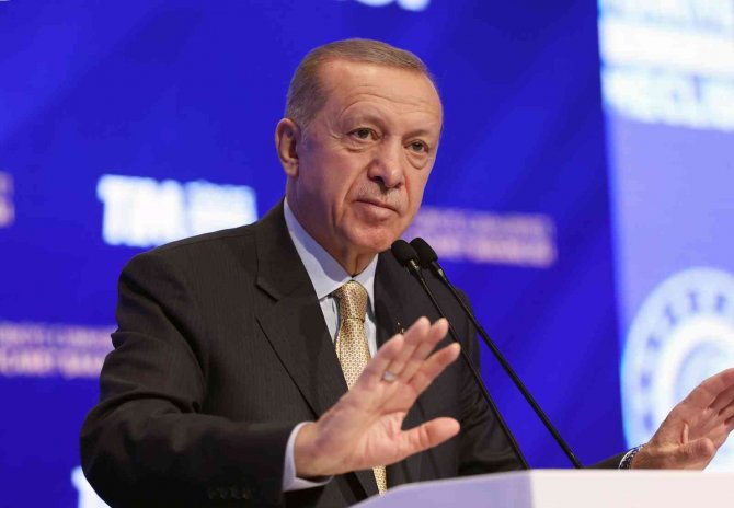 Cumhurbaşkanı Erdoğan: "Atatürk Havalimanı’nın Yanında Büyüklüğü 433 Bin Metrekare Olan Bir Fuar Alanı İnşaatına Başladık"