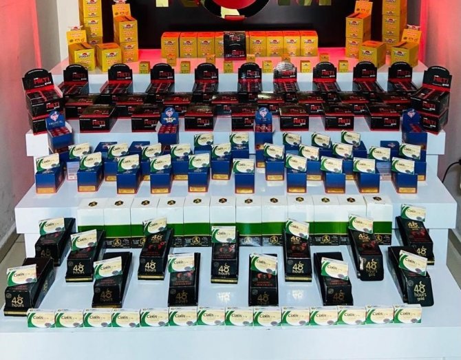 Kaçakçılık Şüphelileri Yüklü Miktar Ürünle Birlikte Yakalandı