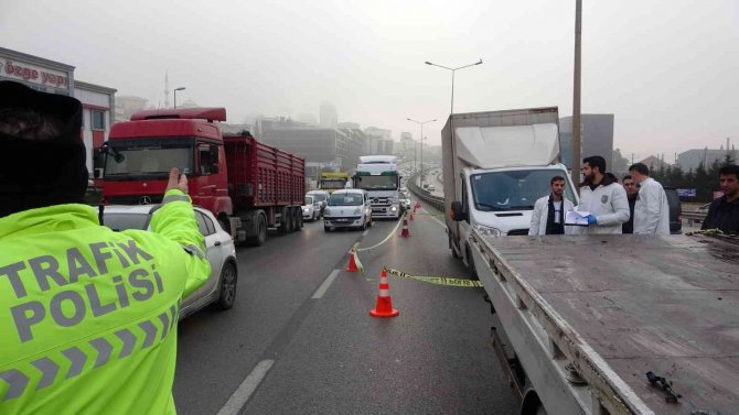 Pendik’te Seyir Halindeyken Kalp Krizi Geçiren Sürücü Hayatını Kaybetti