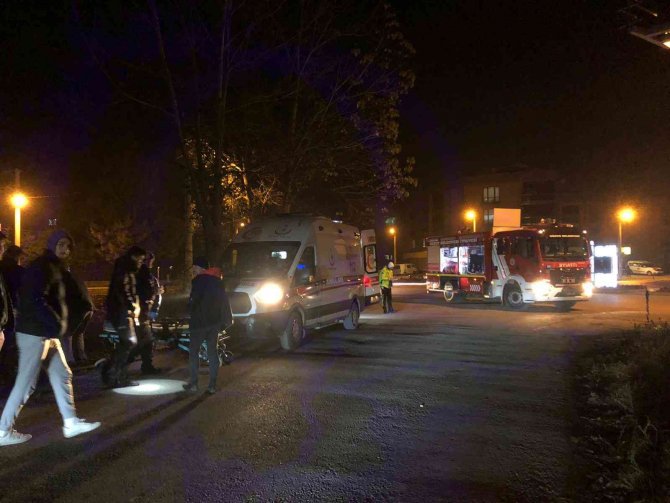 Kanala Uçan Triportör Sürücüsünü İtfaiye Kurtardı
