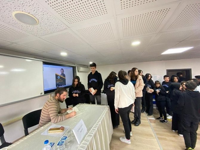 2022’de Yazar Söyleşileri Hız Kesmedi