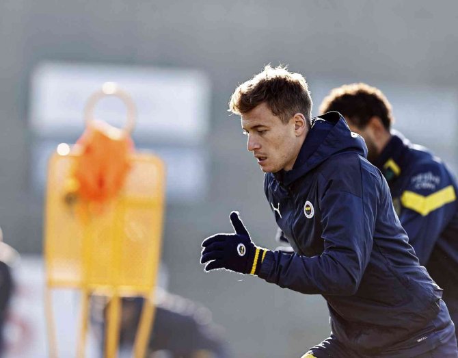 Fenerbahçe, Antalyaspor Maçının Hazırlıklarını Tamamladı