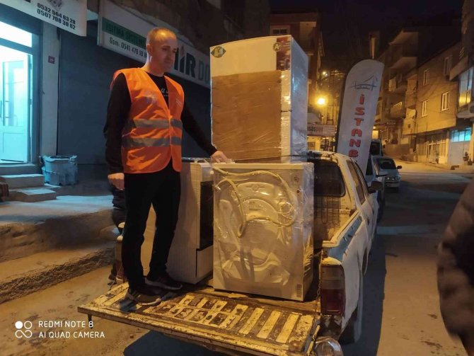 Özel Gereksinimli Aileye Ev Eşyası Desteği