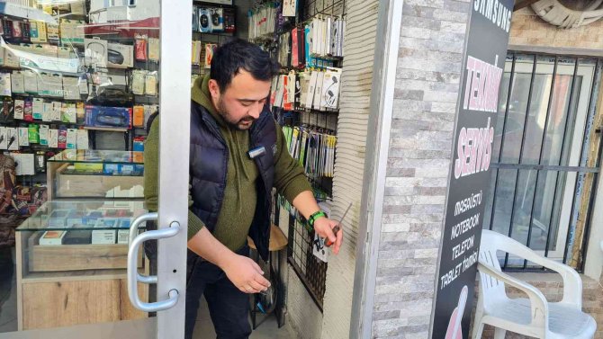 Telefoncudan 120 Bin Liralık Soygun