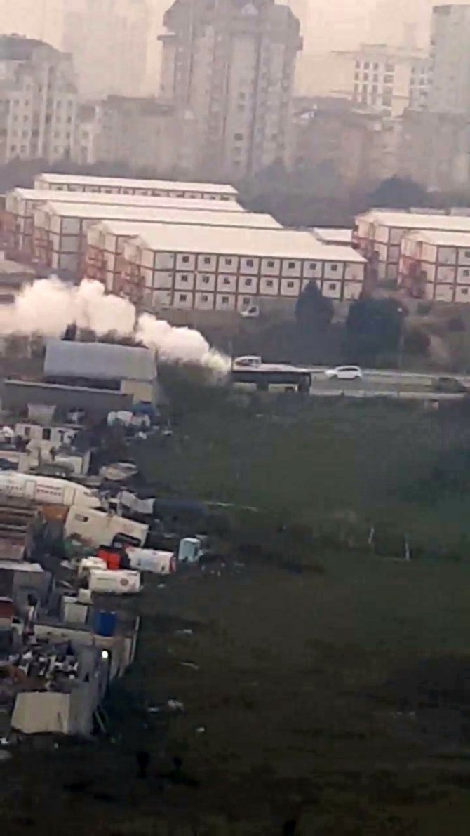İ̇ett Otobüsünün Tehlikeli Yolculuğu Kamerada