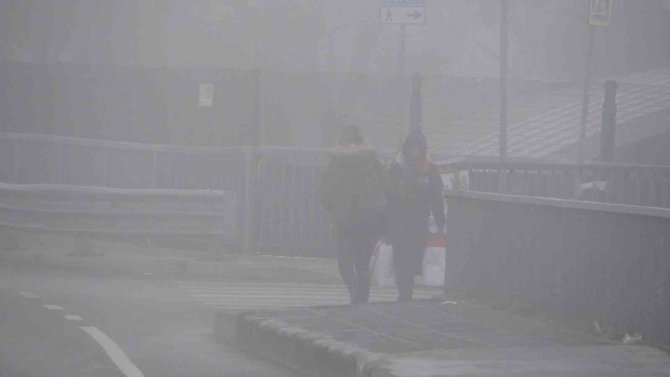 İ̇stanbullular Güne Sis İle Uyandı