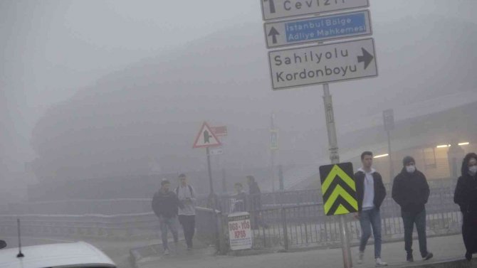 İ̇stanbullular Güne Sis İle Uyandı