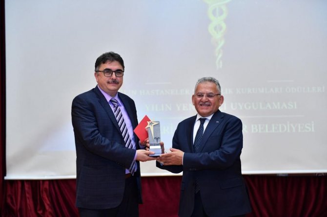 Başkan Büyükkılıç İle Büyükşehir, 1 Yılda 11 Ödül Aldı