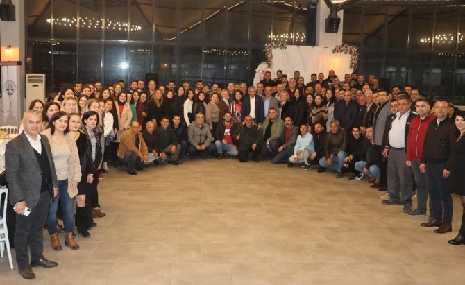 Başkan Kaplan, Yeni Yıl Yemeğinde Personeli İle Buluştu