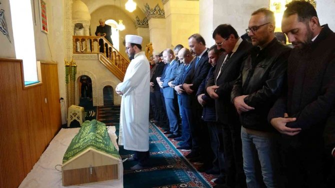 Mardin’de Hayatını Kaybeden 6 Kişi Gözyaşları Arasında Defnedilmeye Başlandı