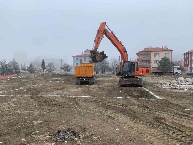 Sungurlu’ya Yarı Olimpik Yüzme Havuzu