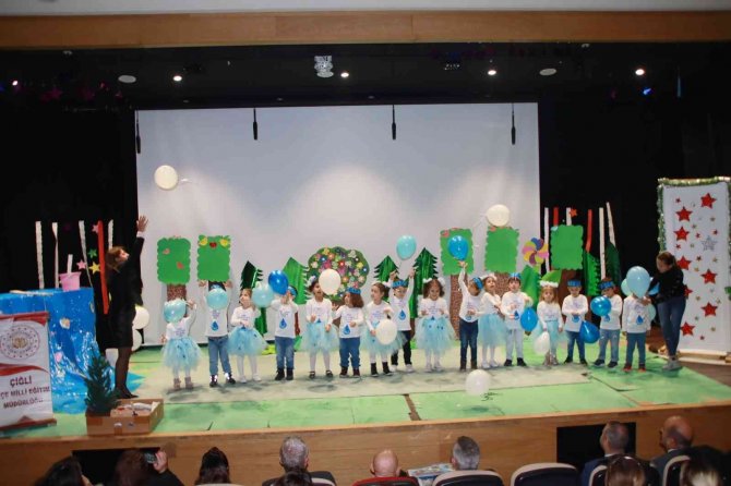 Her Damlasında Gelecek Var