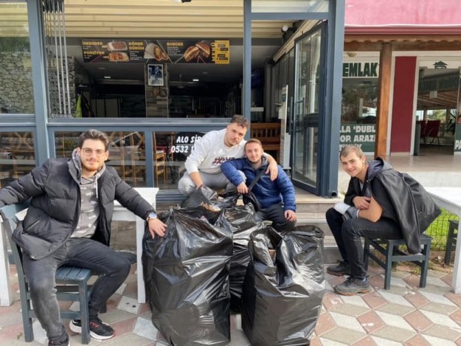 Burhaniye’de Üniversiteli Gençlerden Örnek Bir Proje Daha