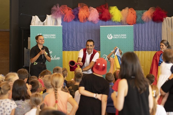 2022’de Yüz Binlerce Kişi Türkçeyle Ve Türk Kültürüyle Tanıştı
