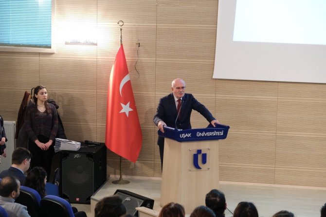 Uşak Üniversitesi 2022 Yılı Kalite Ve Personel Ödülleri Sahiplerini Buldu