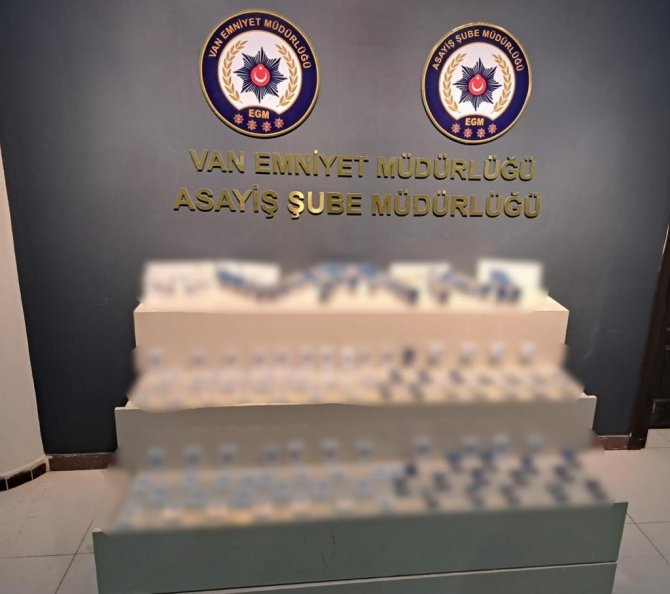 Van’da Değişik Suçlardan 27 Kişi Tutuklandı