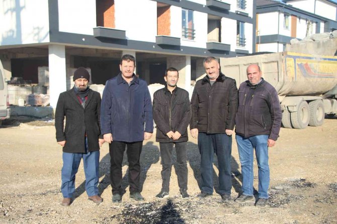 Akyazı’ya 50 Bin Ton Asfalt