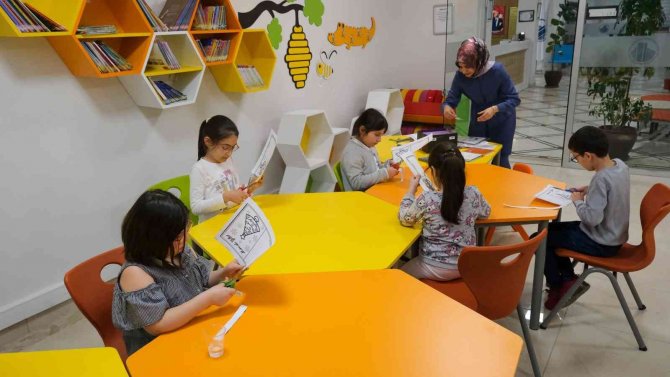 Altındağ Belediyesinden ’Binamı Kütüphaneye Taşıyorum’ Projesi