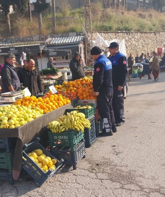 Zabıta Pazarlarda Fiyat Denetimi Yaptı