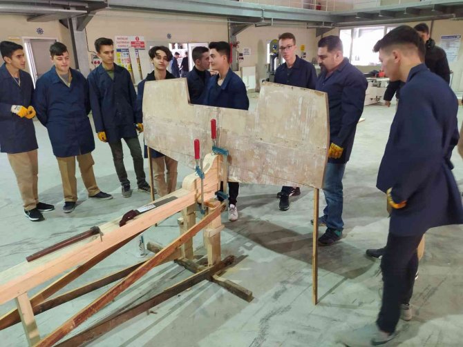 Balıkesir’de Meslek Liseleri 52 Milyon Lira Gelir Kazandı