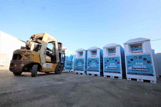 Başiskele’de Atık Tekstil Kumbaraları Yenileniyor