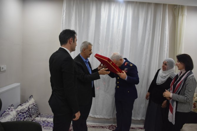 Şehit Faim Bozkurt’un Ailesine Şehadet Belgesi Verildi