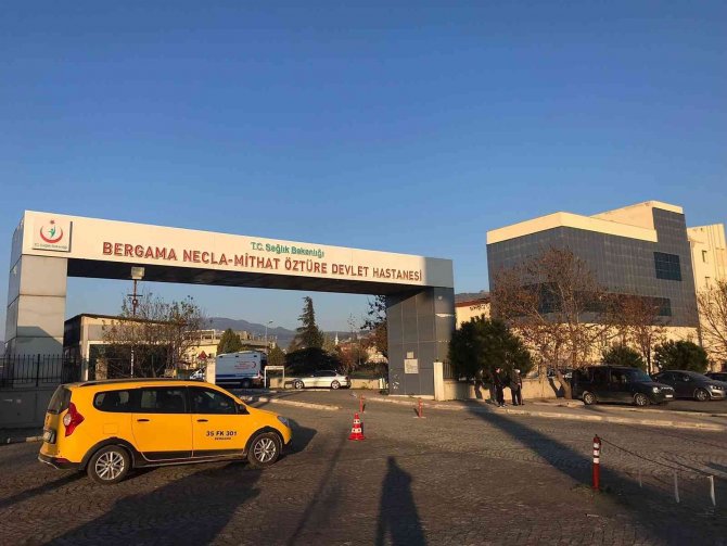 Başkan Koştu: "Bergama Devlet Hastanesine 77 Sözleşmeli Doktor Kadrosu Açıldı"