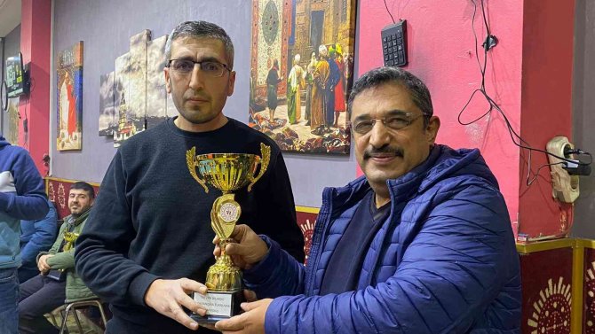 Tatvan’da Öğrenciler Yararına “Bilardo Turnuvası” Düzenlendi