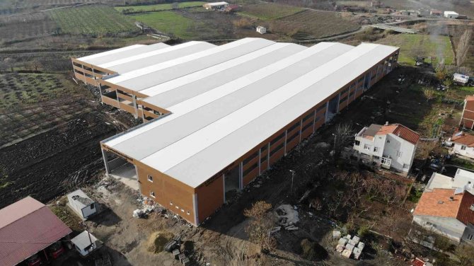 Lapseki Çatısında Elektrik Üretilecek Kapalı Pazaryerine Kavuşuyor